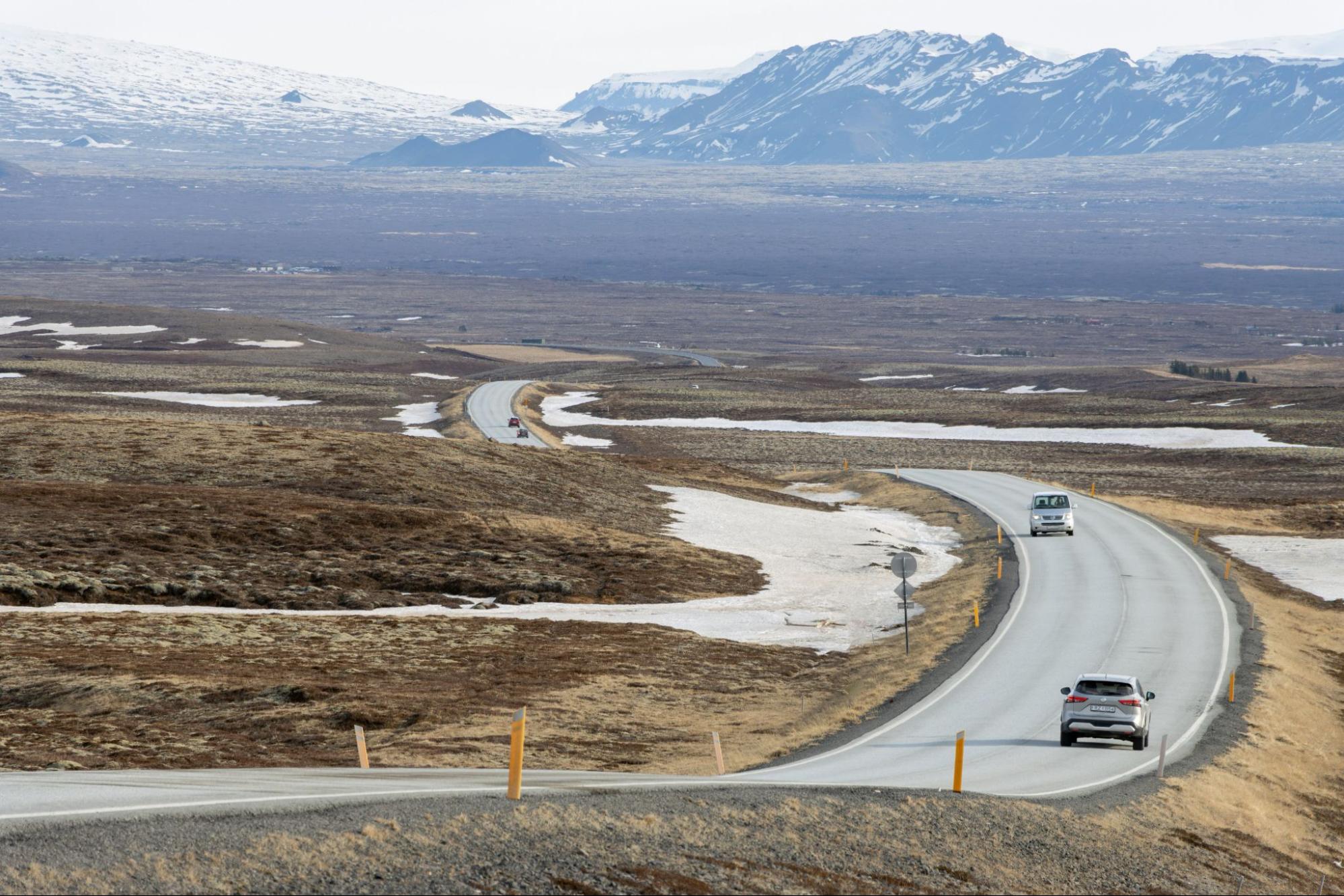 Sightseeing and Travel Routes in Iceland in December